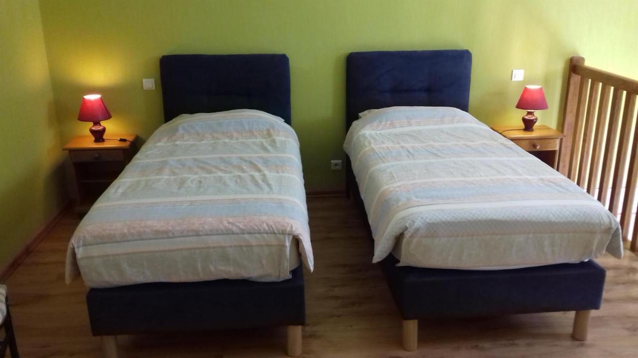 Ferme Du Pigeonnier Bed & Breakfast Montceau-et-Echarnant ภายนอก รูปภาพ